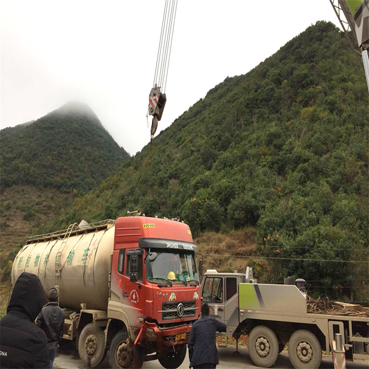 和县道路救援大型车辆吊装